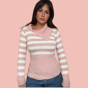 🧡 2 for 10$ Super Soft Pink Striped Sweater - Size Medium